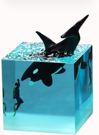Pryxo™ Ocean Whale Resin Cube🐋