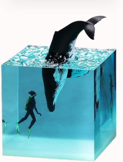 Pryxo™ Ocean Whale Resin Cube🐋